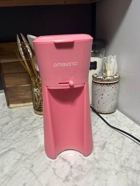 Pink Ambiano Iced Coffer Maker